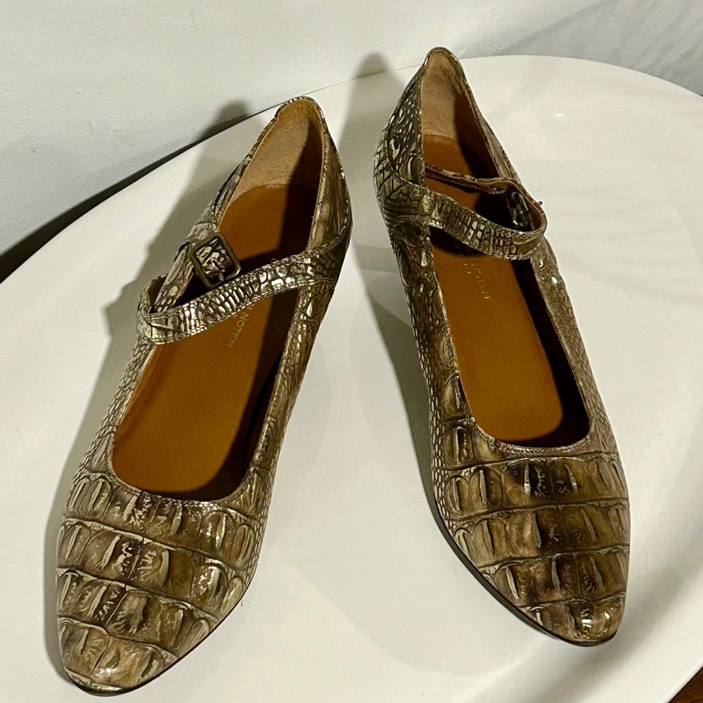 Dries Van Notem Woman's Kitten Heel shoes; 39 1/2